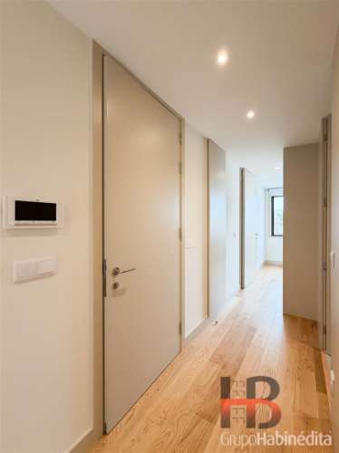 Apartamento T1 com Varanda na Constituição, Porto - Pronto a habitar