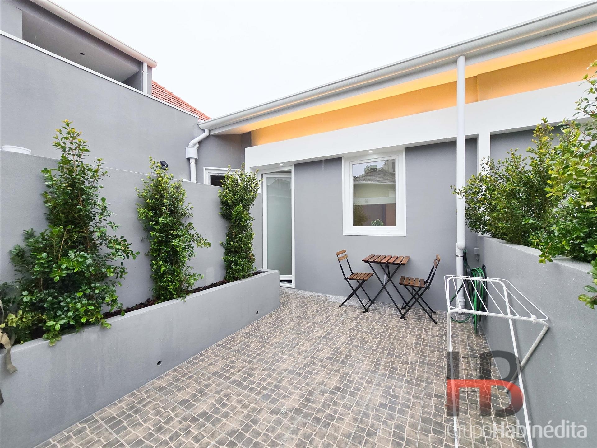 Moradia Térrea V1 Nova, Equipada e Mobilada | Porto, Antas, Bonfim