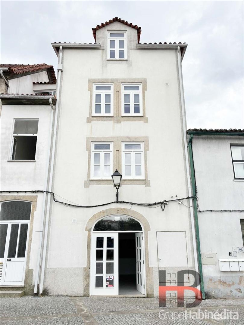 Loja  Venda em Oliveira de Frades, Souto de Lafões e Sejães,Oliveira de Frades