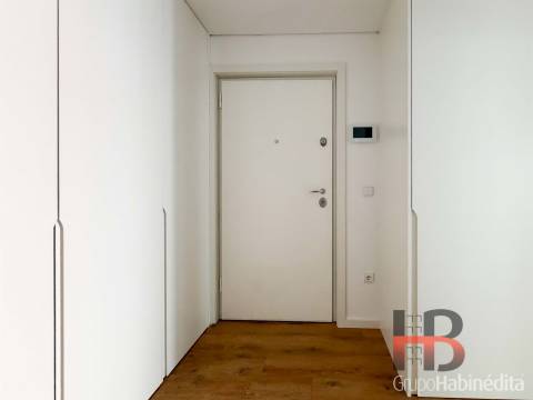 Apartamento T2 Arrendamento em Paranhos,Porto