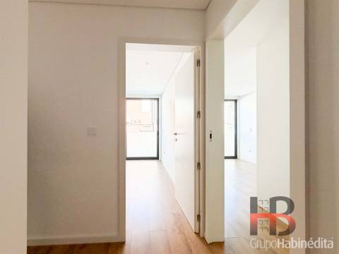 Apartamento T2 Arrendamento em Paranhos,Porto