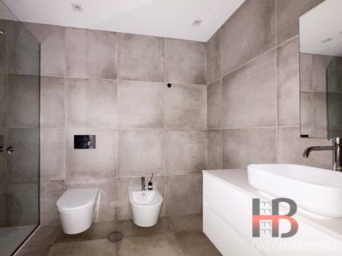 Apartamento T2 Arrendamento em Paranhos,Porto