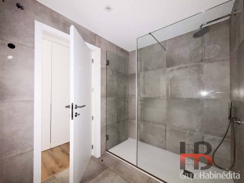 Apartamento T2 Arrendamento em Paranhos,Porto