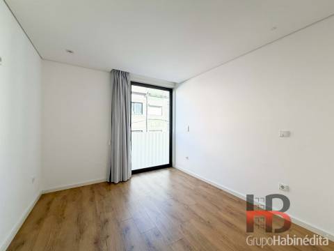 Apartamento T2 Arrendamento em Paranhos,Porto