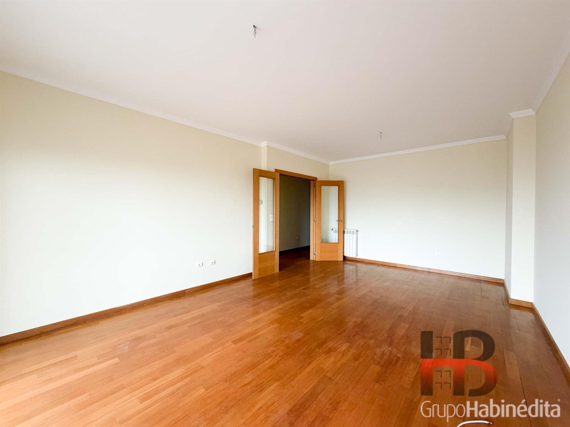 Apartamento T2 Arrendamento em Lordelo do Ouro e Massarelos,Porto