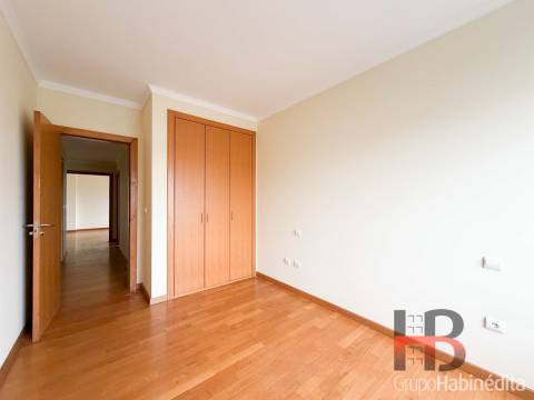 Apartamento T2 Arrendamento em Lordelo do Ouro e Massarelos,Porto