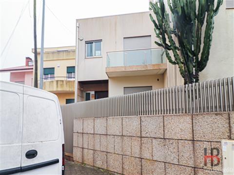 Moradia Geminada T4 Venda em Mafamude e Vilar do Paraíso,Vila Nova de Gaia