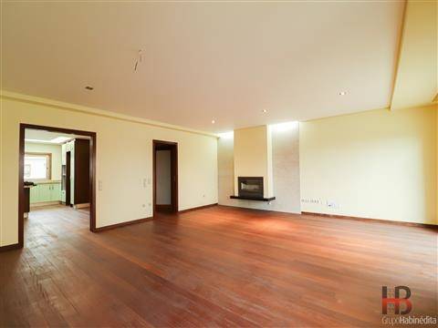 Moradia Geminada T4 Venda em Mafamude e Vilar do Paraíso,Vila Nova de Gaia