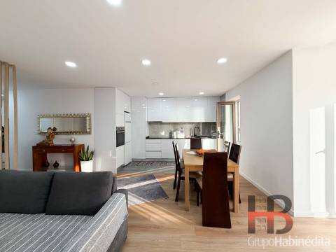 Apartamento T3 Venda em Matosinhos e Leça da Palmeira,Matosinhos