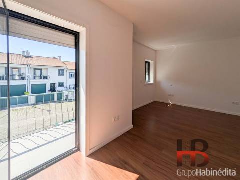 Moradia Geminada T3 Venda em Águas Santas,Maia