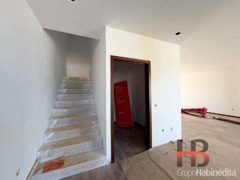 Moradia em Banda T3 Venda em Oliveira de Azeméis, Santiago de Riba-Ul, Ul, Macinhata da Seixa e Madail,Oliveira de Azeméis