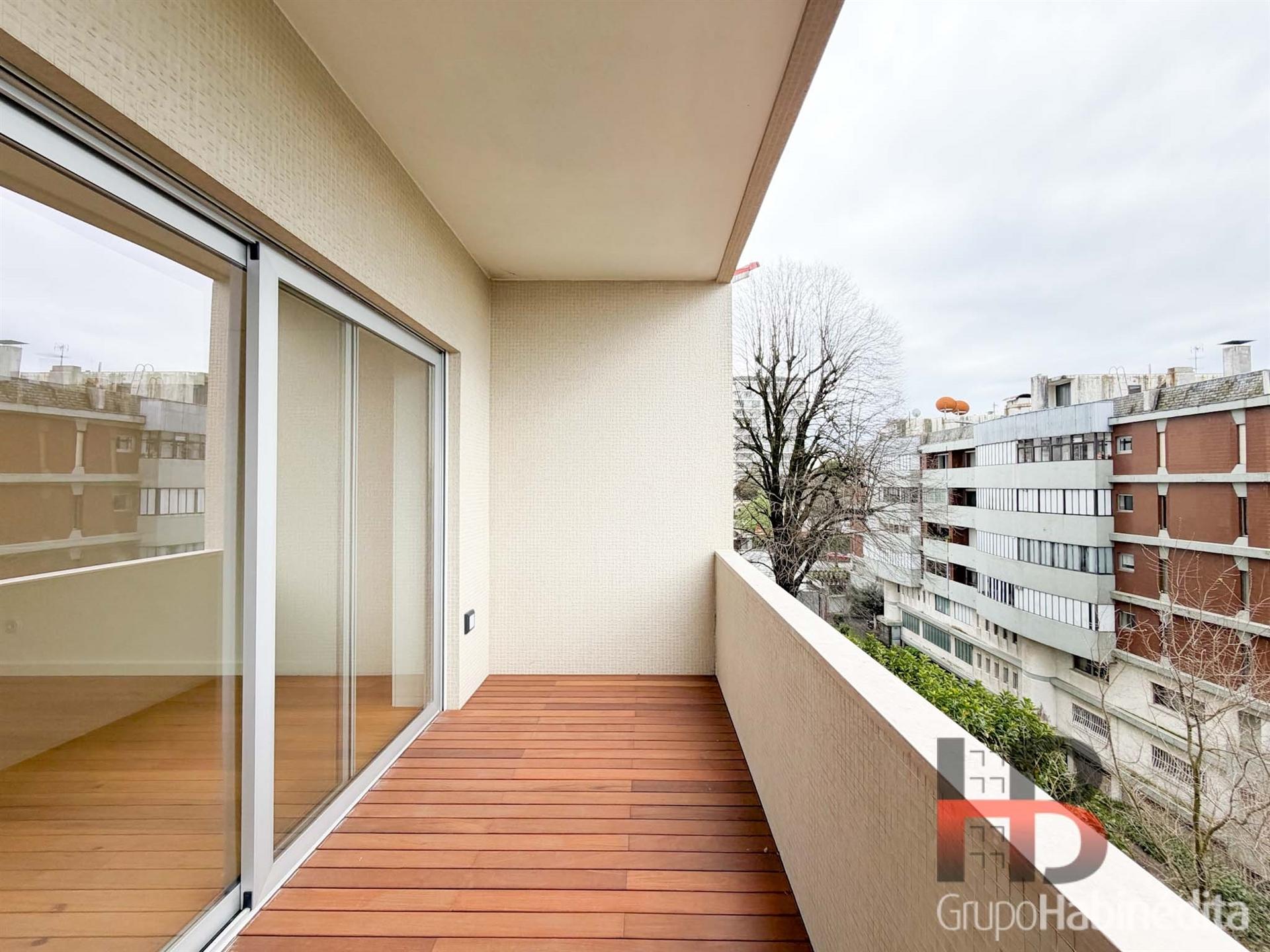 Apartamento T3 Venda em Lordelo do Ouro e Massarelos,Porto