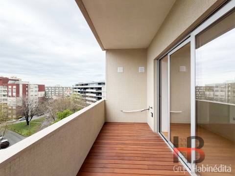 Apartamento T3 Venda em Lordelo do Ouro e Massarelos,Porto