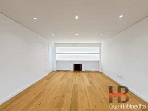 Apartamento T3 Venda em Lordelo do Ouro e Massarelos,Porto