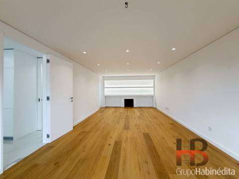 Apartamento T3 Venda em Lordelo do Ouro e Massarelos,Porto