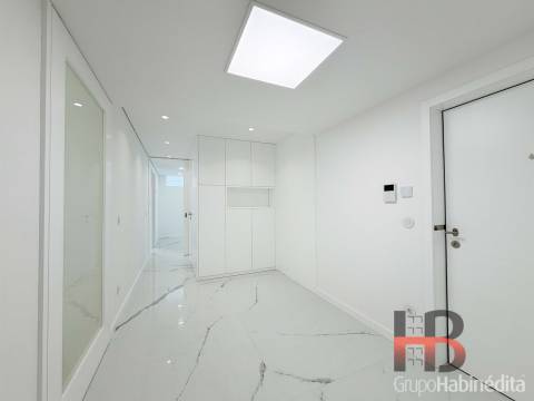 Apartamento T3 Venda em Lordelo do Ouro e Massarelos,Porto