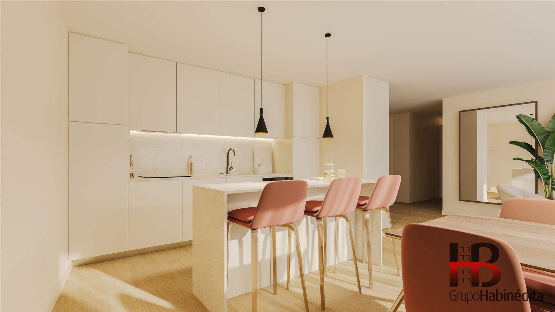 Apartamento T2 com garagem no Bonfim | Perto da Praça Velasquez | Porto