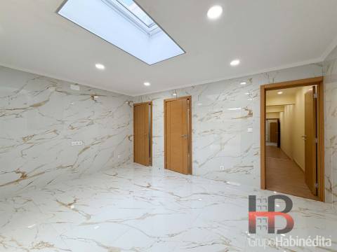 Moradia em Banda T4 Venda em Campanhã,Porto