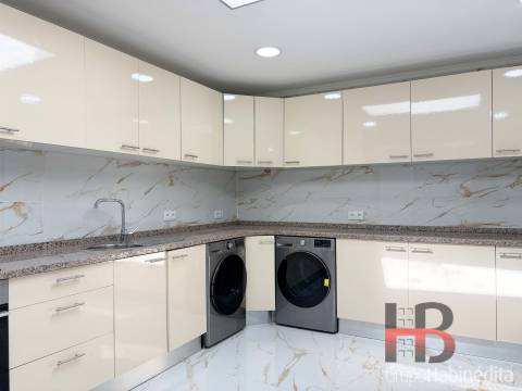 Moradia em Banda T4 Venda em Campanhã,Porto