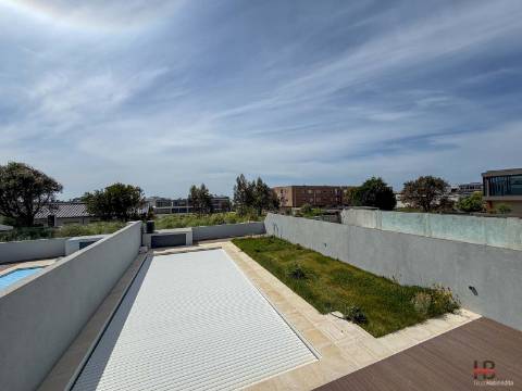 Moradia T4 Venda em Canidelo,Vila Nova de Gaia