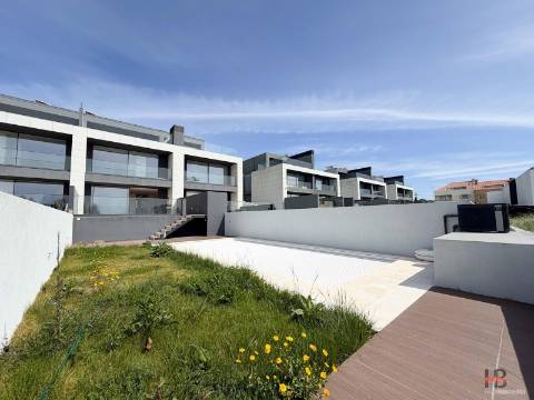 Moradia T4 Venda em Canidelo,Vila Nova de Gaia