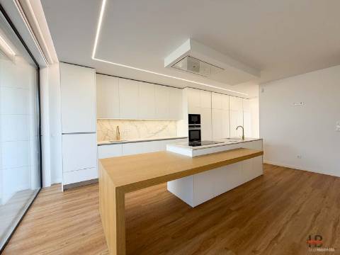 Moradia T4 Venda em Canidelo,Vila Nova de Gaia