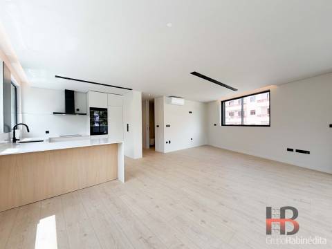 Apartamento T1 Venda em Gondomar (São Cosme), Valbom e Jovim,Gondomar