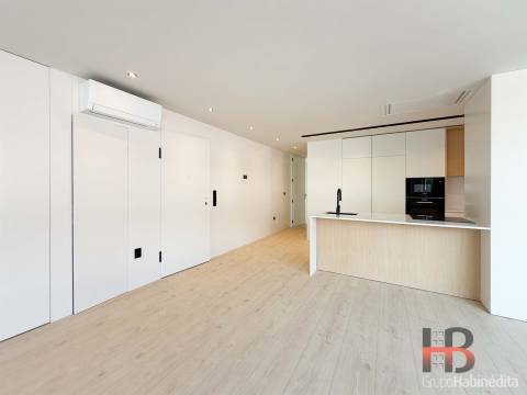 Apartamento T4 Venda em Gondomar (São Cosme), Valbom e Jovim,Gondomar