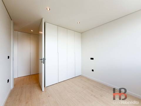 Apartamento T4 Venda em Gondomar (São Cosme), Valbom e Jovim,Gondomar