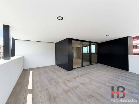Apartamento T4 Venda em Gondomar (São Cosme), Valbom e Jovim,Gondomar