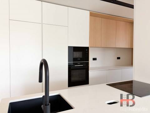 Apartamento T3 Venda em Gondomar (São Cosme), Valbom e Jovim,Gondomar