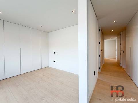 Apartamento T3 Venda em Gondomar (São Cosme), Valbom e Jovim,Gondomar