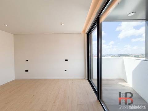 Apartamento T3 Venda em Gondomar (São Cosme), Valbom e Jovim,Gondomar