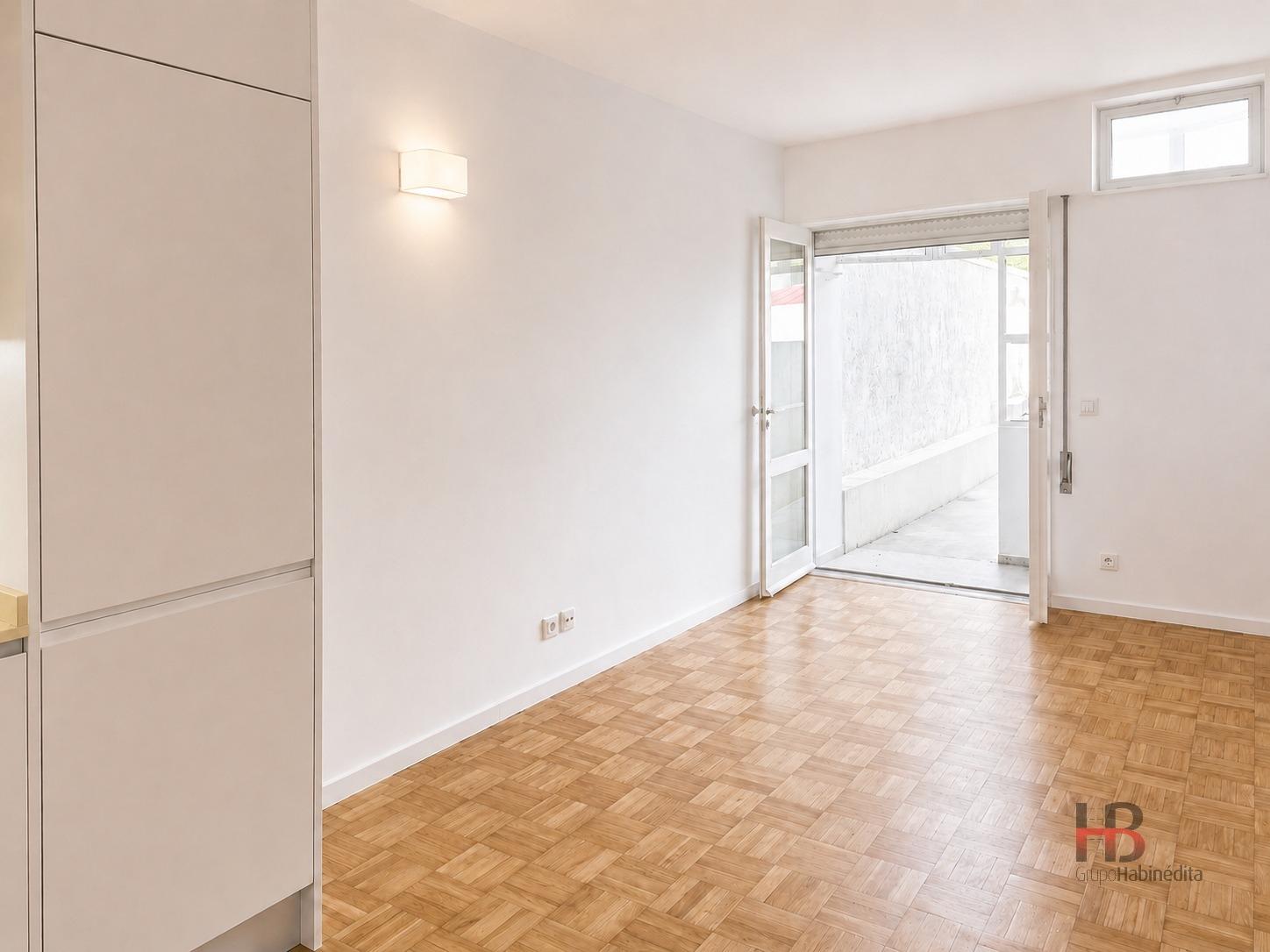 Apartamento T1 Arrendamento em Cedofeita, Santo Ildefonso, Sé, Miragaia, São Nicolau e Vitória,Porto