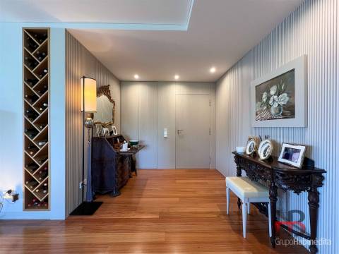 Apartamento T2 DUPLEX Arrendamento em Lordelo do Ouro e Massarelos,Porto
