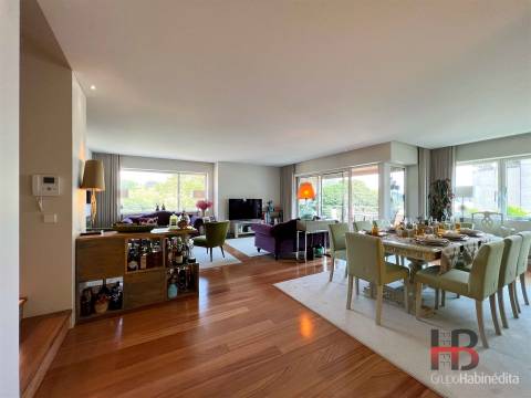 Apartamento T2 DUPLEX Arrendamento em Lordelo do Ouro e Massarelos,Porto