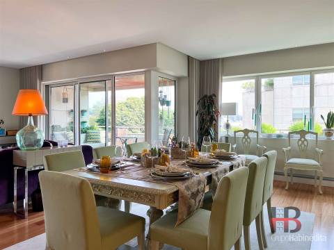 Apartamento T2 DUPLEX Arrendamento em Lordelo do Ouro e Massarelos,Porto