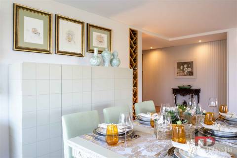 Apartamento T2 DUPLEX Arrendamento em Lordelo do Ouro e Massarelos,Porto