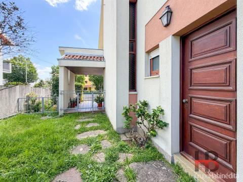 Moradia T5 Venda em Gulpilhares e Valadares,Vila Nova de Gaia