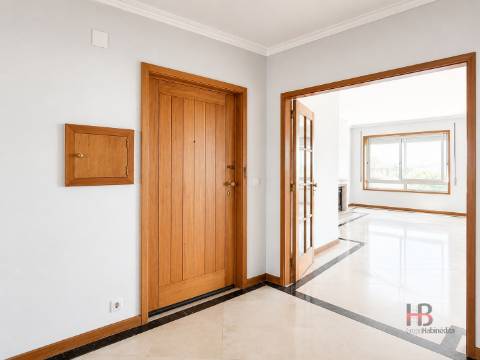 Apartamento T3 DUPLEX Arrendamento em São Mamede de Infesta e Senhora da Hora,Matosinhos