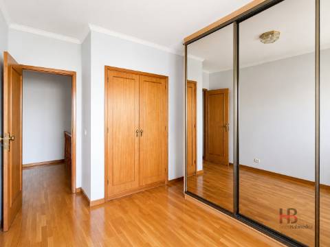 Apartamento T3 DUPLEX Arrendamento em São Mamede de Infesta e Senhora da Hora,Matosinhos