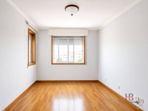 Apartamento T3 DUPLEX Arrendamento em São Mamede de Infesta e Senhora da Hora,Matosinhos