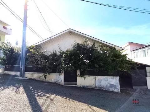 Moradia Isolada T2 Venda em Santa Marinha e São Pedro da Afurada,Vila Nova de Gaia