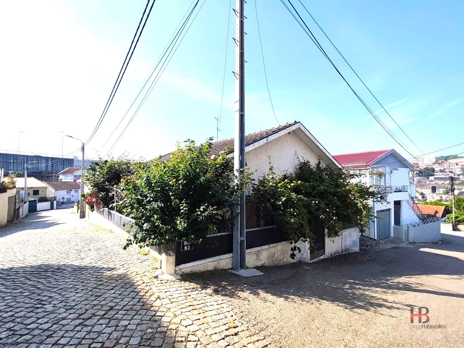 Moradia Isolada T2 Venda em Santa Marinha e São Pedro da Afurada,Vila Nova de Gaia