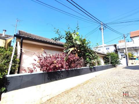 Moradia Isolada T2 Venda em Santa Marinha e São Pedro da Afurada,Vila Nova de Gaia