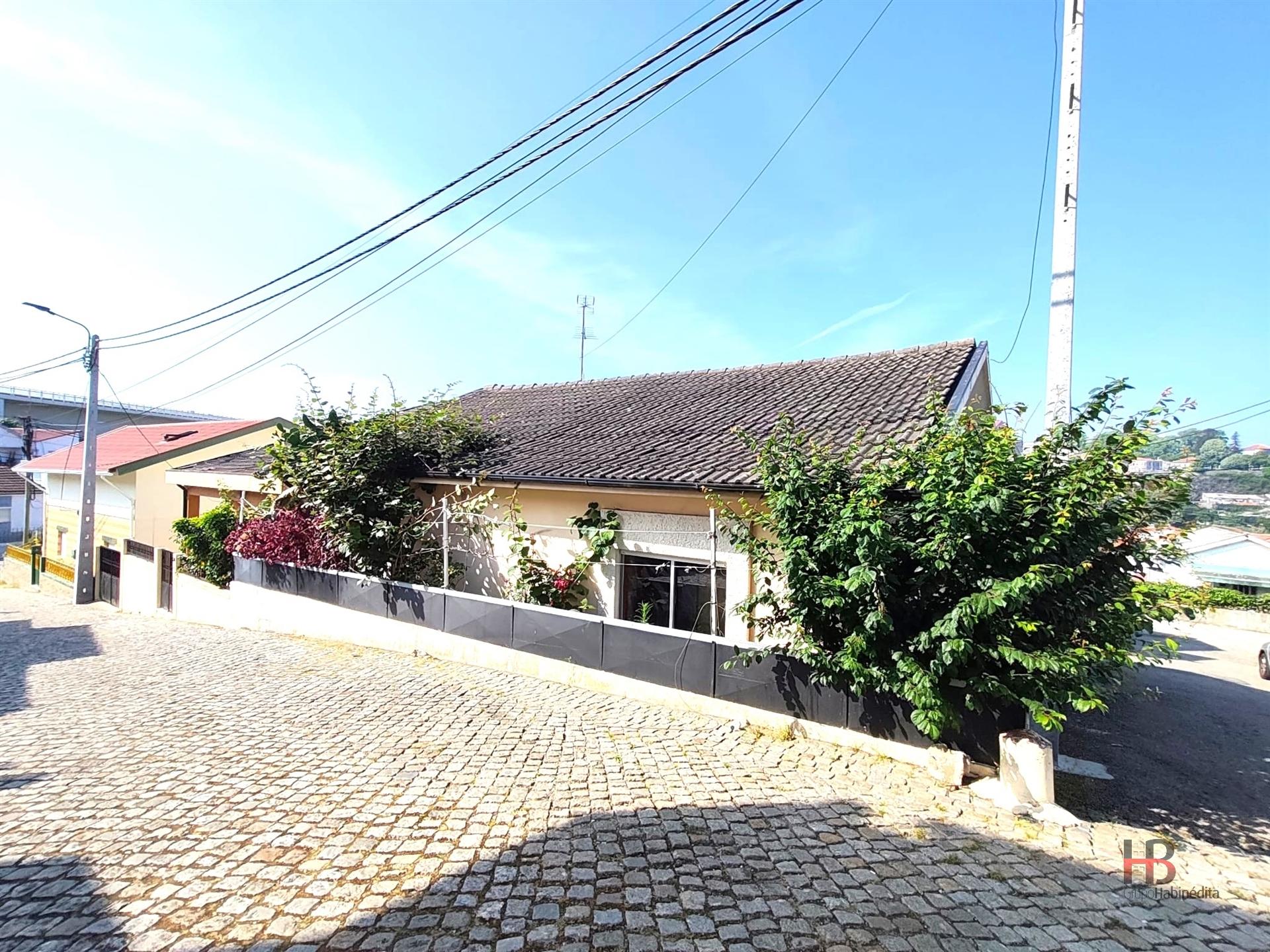 Moradia Isolada T2 Venda em Santa Marinha e São Pedro da Afurada,Vila Nova de Gaia