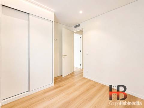 Apartamento T2 Venda em Lordelo do Ouro e Massarelos,Porto