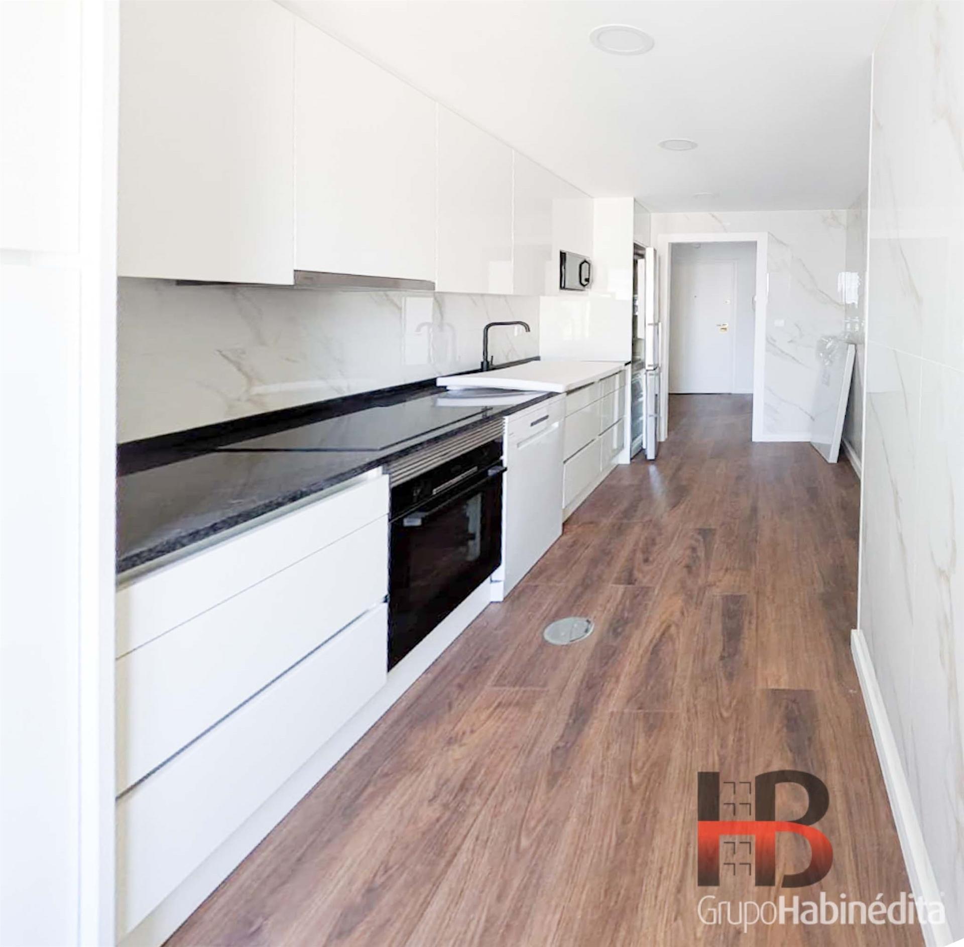 Apartamento T2 Arrendamento em Cidade da Maia,Maia