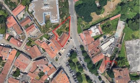 Moradia Geminada T4 Venda em Lordelo do Ouro e Massarelos,Porto