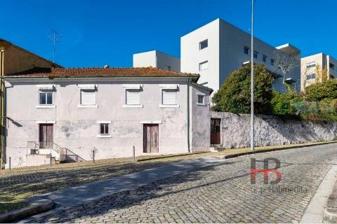 Moradia Geminada T4 Venda em Lordelo do Ouro e Massarelos,Porto